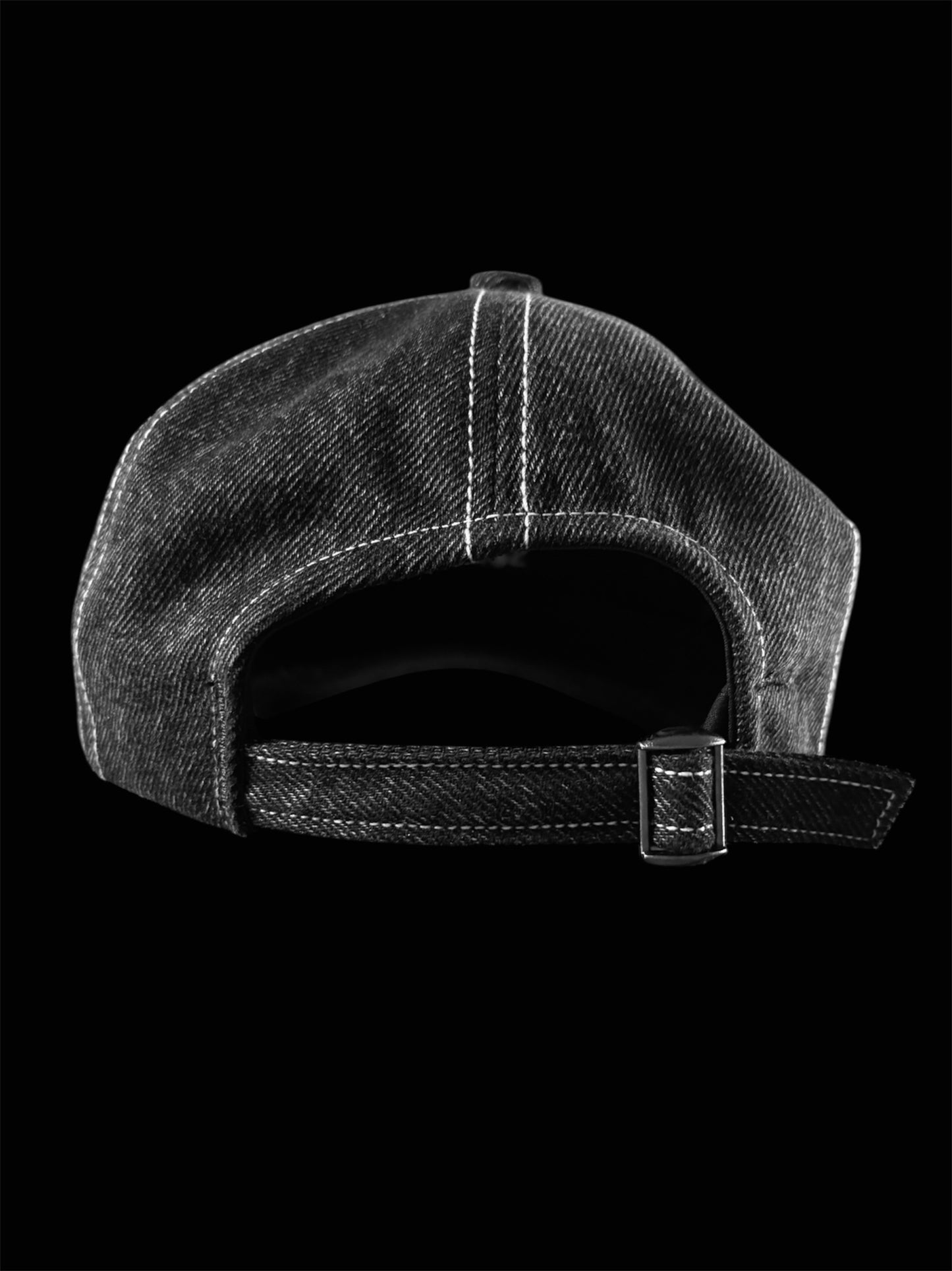 Gaze Allé's grey denim cap